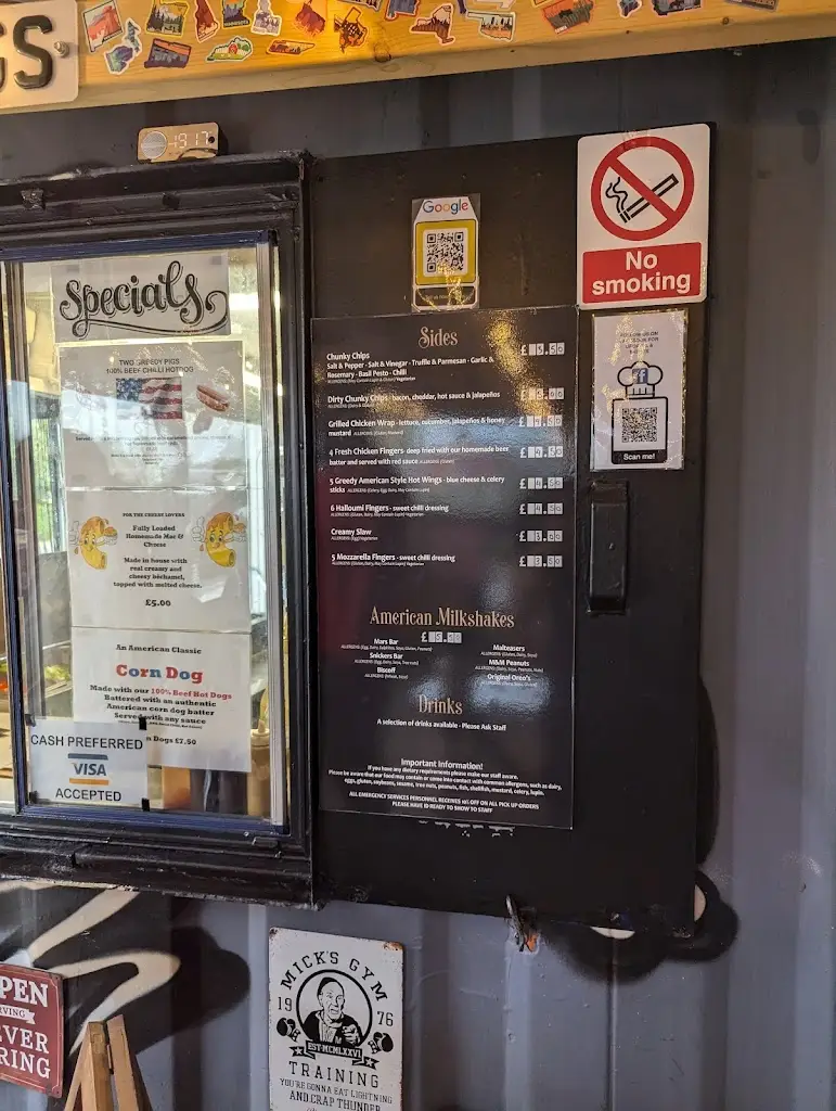 Menu_Two greedy pigs_Harlow_image_4