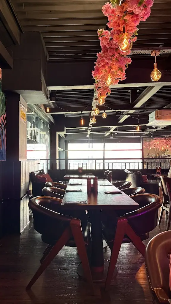 The Master Barista_Harlow_slider_image_3