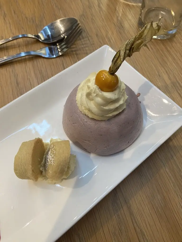 Menu_Skylight Restaurant_Harlow_image_5