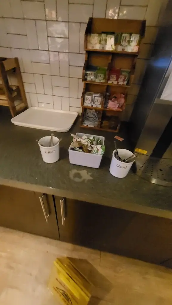 S STEAMAN_Potters Arms Cookhouse + Pub_Harlow_reseña