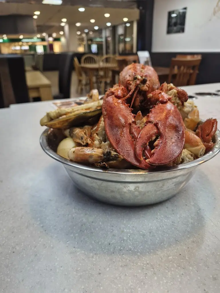 Adunni's Afrofussion Restaurant & Bar_Harlow_slider_image_3