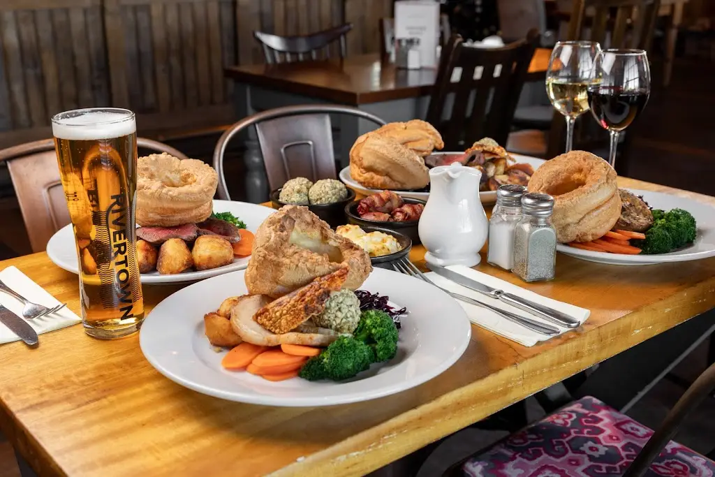 Hare_Harlow_slider_image_2