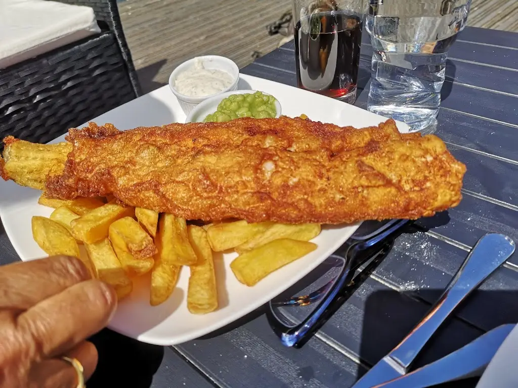 Menu_The Greyhound_Harlow_image_7