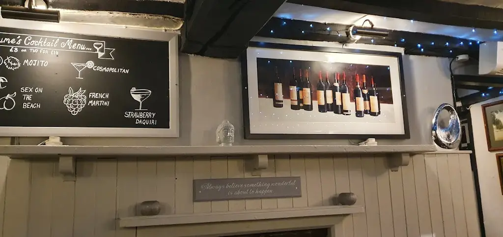 Menu_Plume of Feathers_Harlow_immagine_4