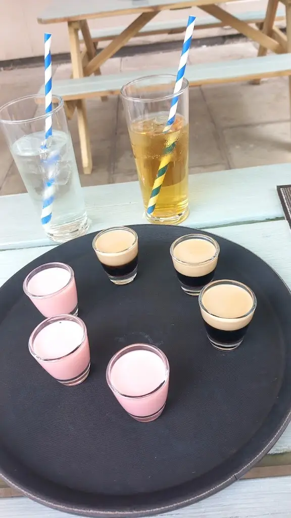 Menu_Willow_Harlow_image_4