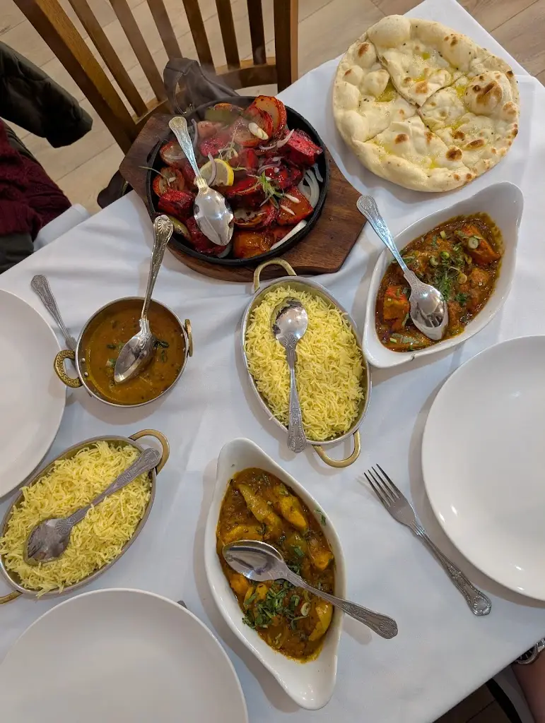 Peter Oljanuk_CURRYWALA_Bacup_review