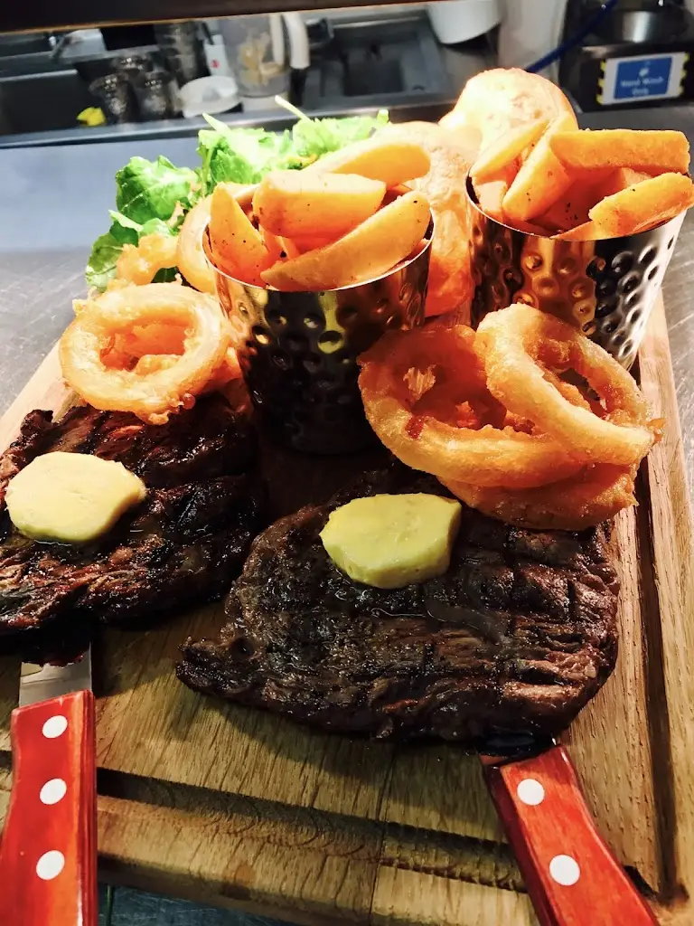 Menu_The White Horse_Haslemere_image_6