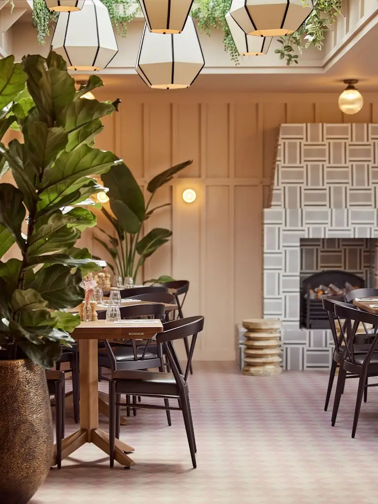 The Georgian, Haslemere_Haslemere_slider_image_1