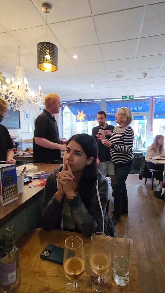 Oliver's Coffee restaurant in Haslemere