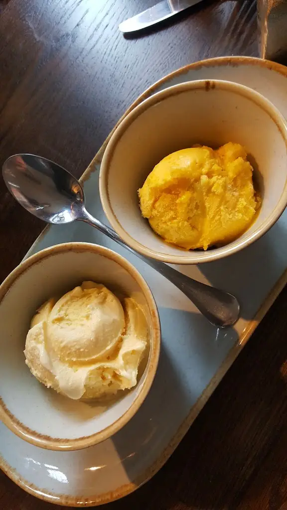 clive pugh_The Prince of Wales_Haslemere_review