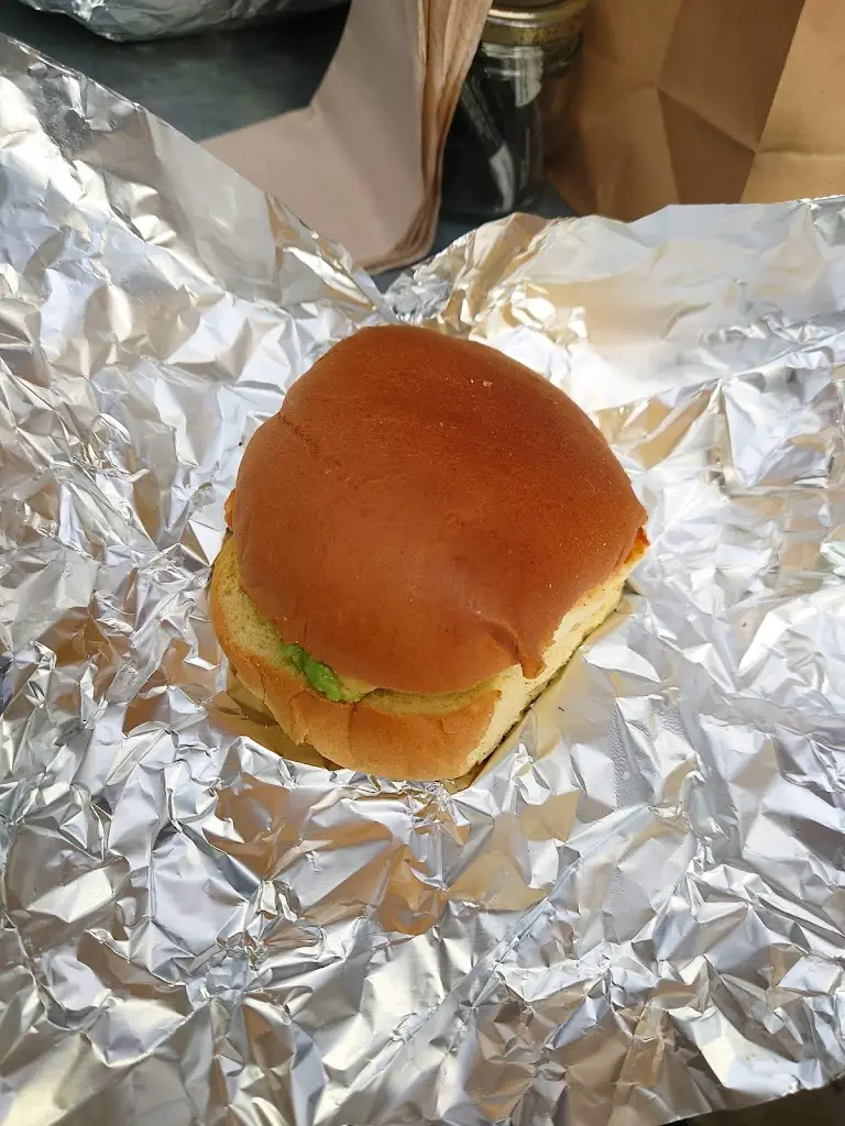 Menu_The Lions Den Cafe_Haslemere_image_8