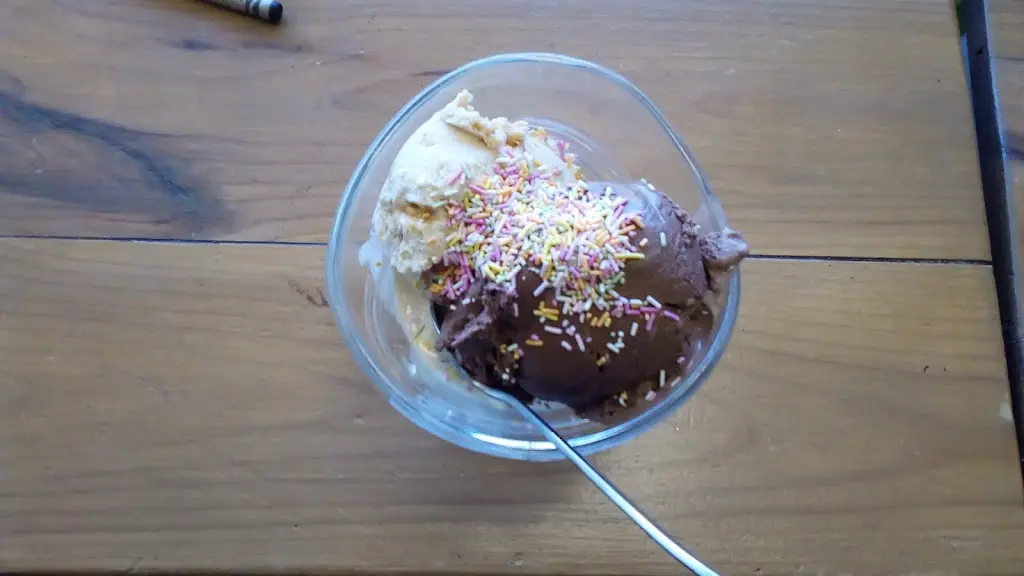 Menu_Dylan's Ice Cream Haslemere_Haslemere_image_5