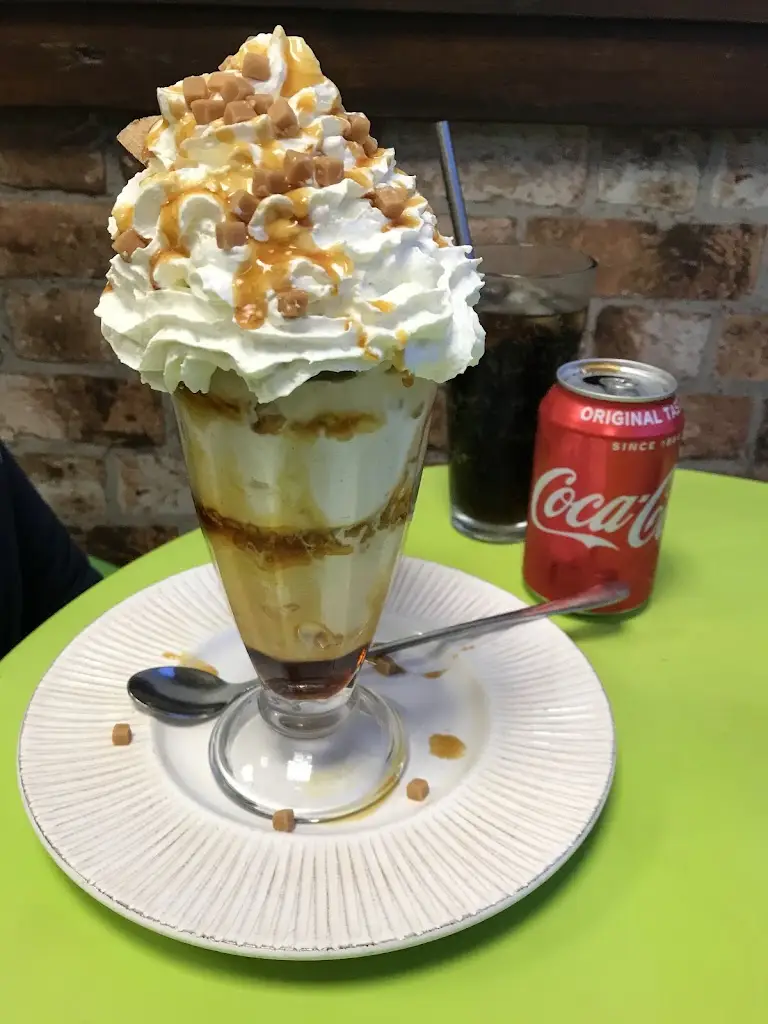 Fobby_Dylan's Ice Cream Haslemere_Haslemere_review