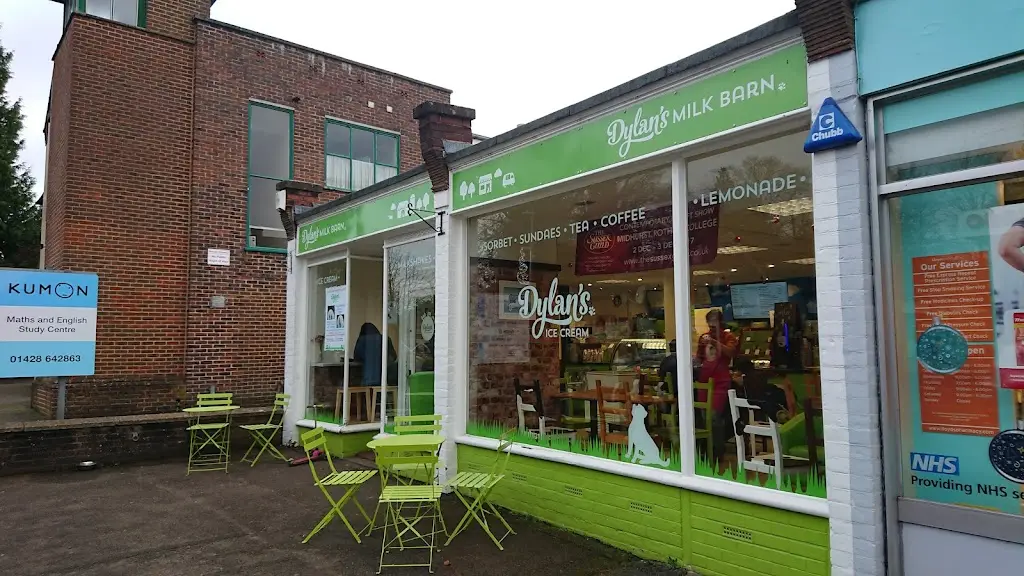 Dylan's Ice Cream Haslemere restaurant in Haslemere