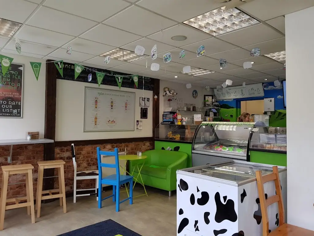 Dylan's Ice Cream Haslemere_Haslemere_slider_image_3