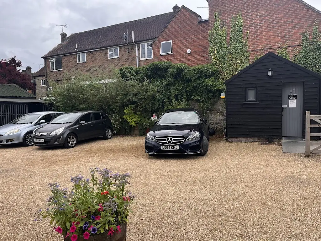 Sophie Compton_The Courtyard Café_Haslemere_review