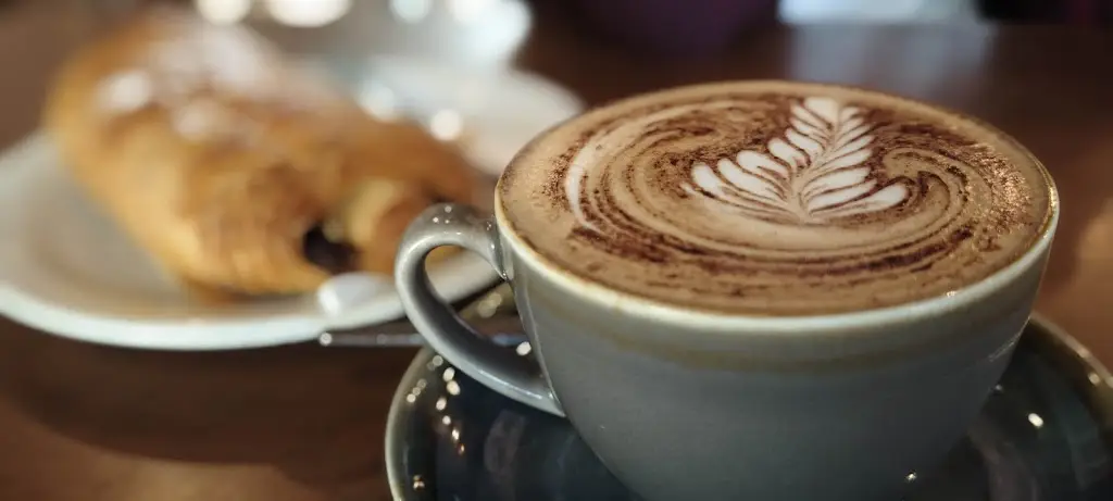 Germán Fernández_Hemingways of Haslemere_Haslemere_review