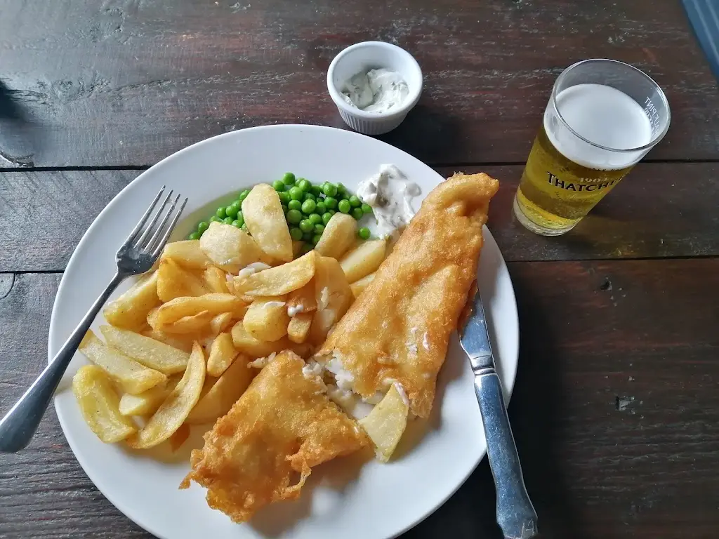 Carolyn Hobbs_The Wheatsheaf Pub_Hatfield Peverel_review