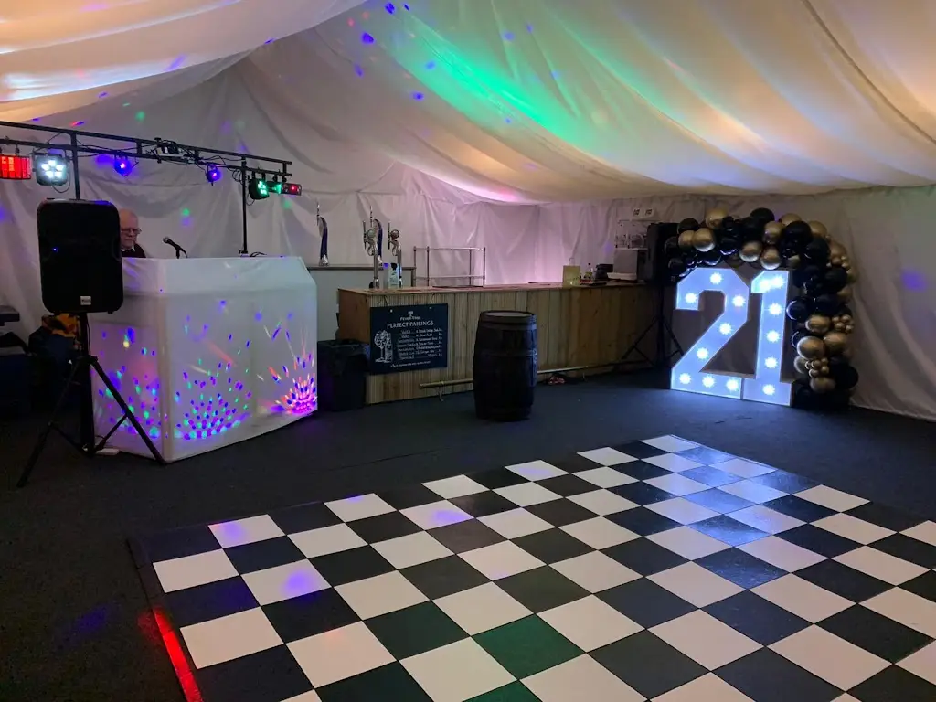 The Cross Keys_Hatfield Peverel_slider_image_3