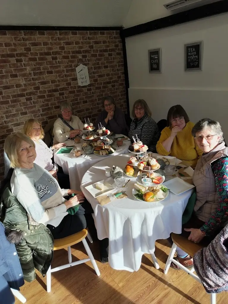 Carolyn Hobbs_Carrie's Kitchen_Hatfield Peverel_review