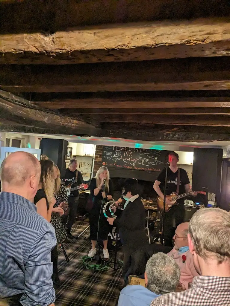 Peter Hughes_The Old House at Home, Havant_Havant_review