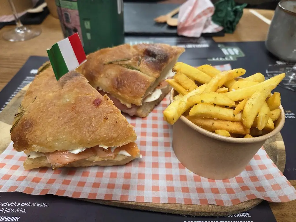 J 007_Dew Drop, Hathern_Hathern_review