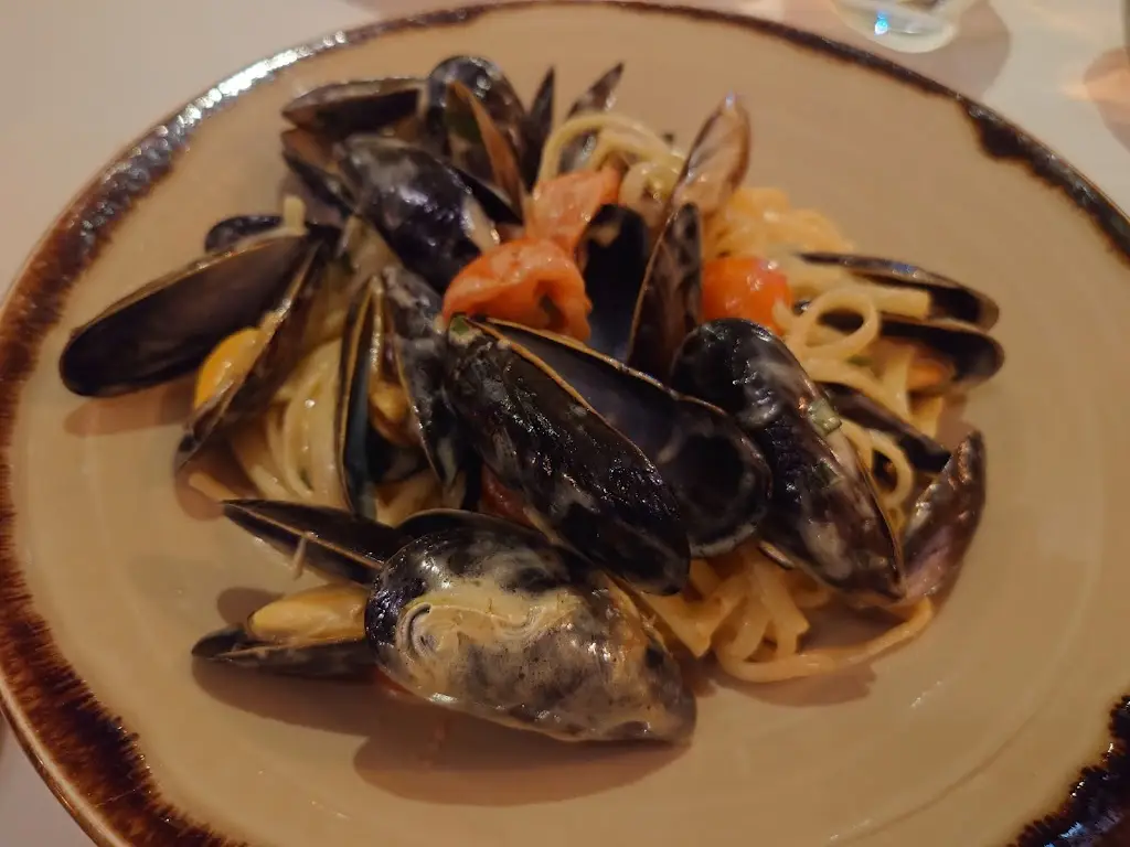 Colosseo_Hayfield_slider_image_2