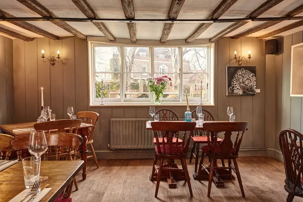 The Eight Bells restaurant in Hawkhurst
