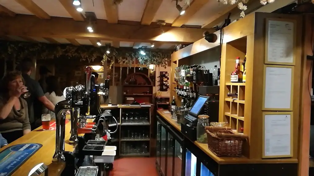 The Royal Oak_Hawkhurst_slider_image_2