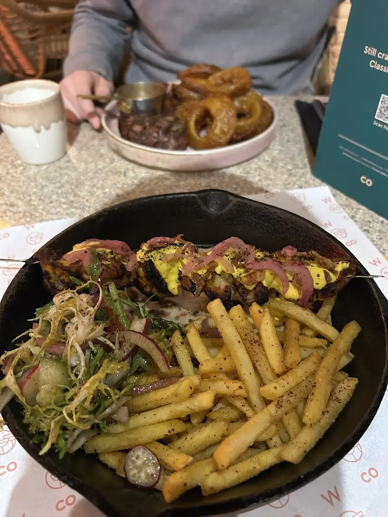 Louis Sanderson_Wallis & Co_Hartlepool_review