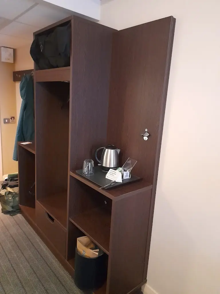 Helen Tibbetts_Premier Inn Cambridge East (Newmarket Road) hotel_Balsham_review