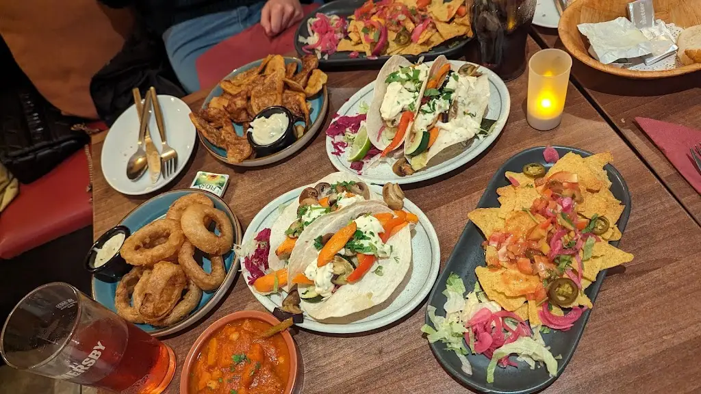 Anna Cross_Casa del Mar_Hartlepool_review