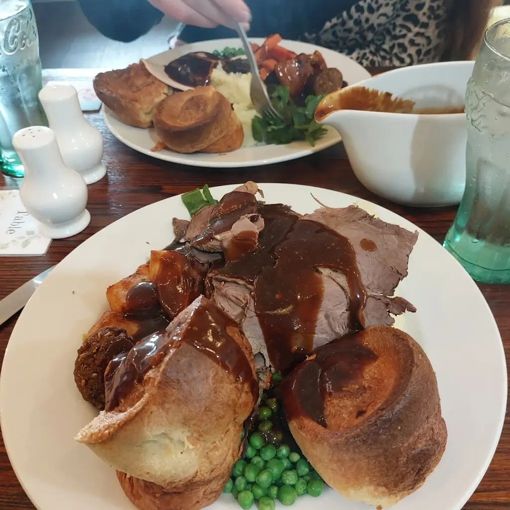 Tracy Makepeace_Victoria Arms_Hartlepool_review