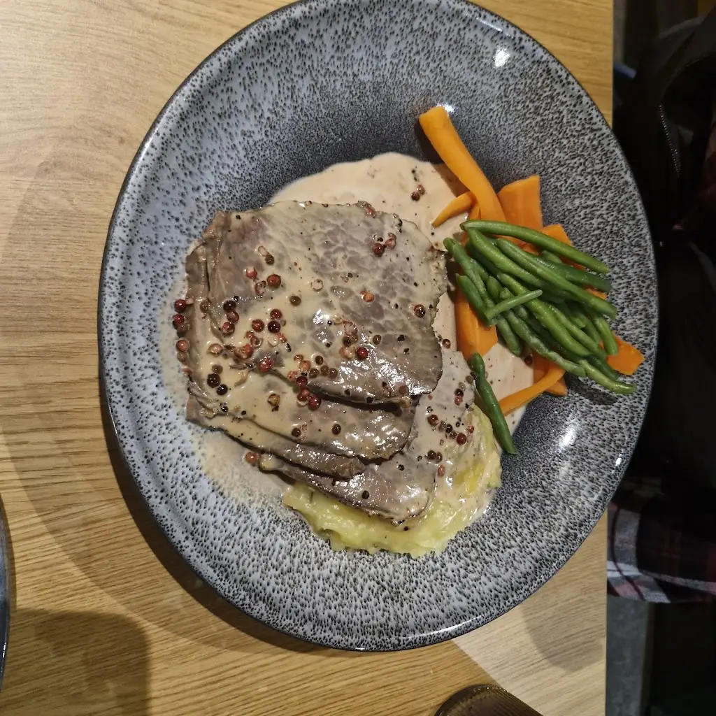 Dale M_Black Olive_Hartlepool_review