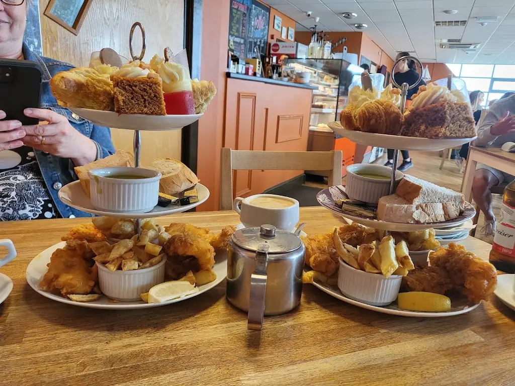 Surfside Fish Bar & Restaurant_Hartlepool_slider_image_2