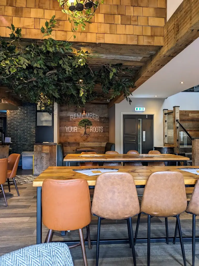 The Treehouse Bar and Kitchen_Haworth_slider_image_1