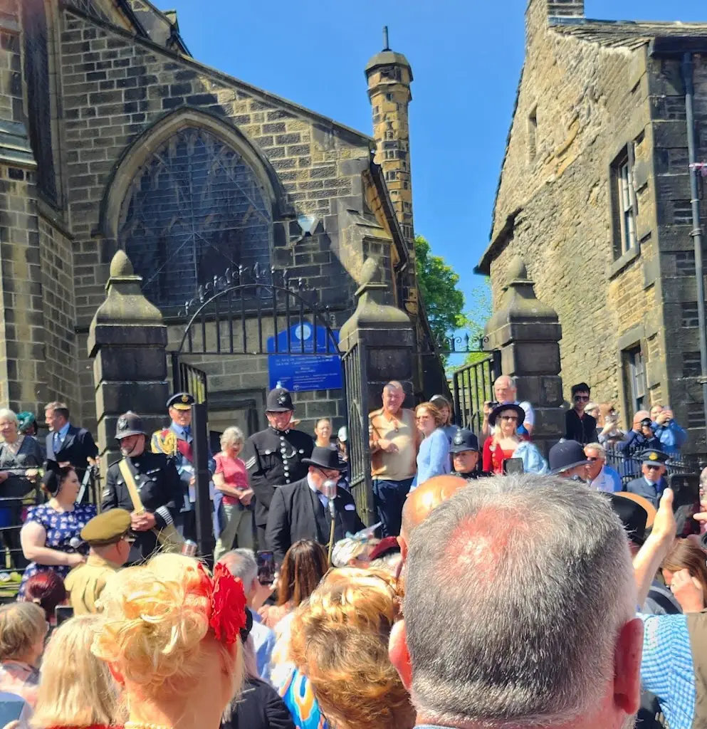 Steven Young _The Kings Arms_Haworth_review