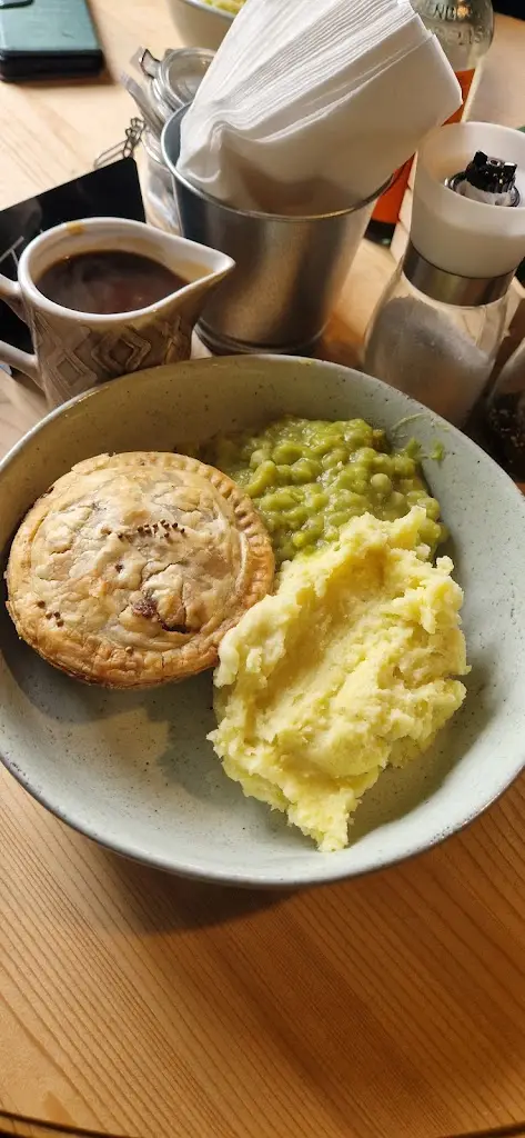 Tom _Hunters of Haworth_Haworth_review