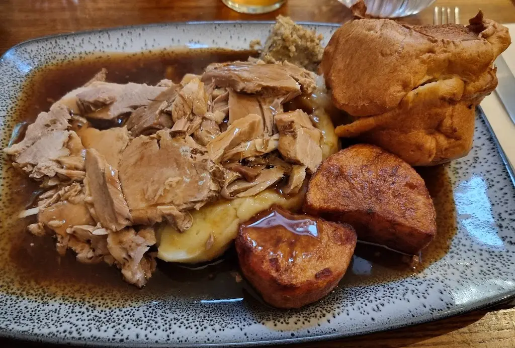 Tony Smith_Black Boy Inn, Heage_Heage_recensione