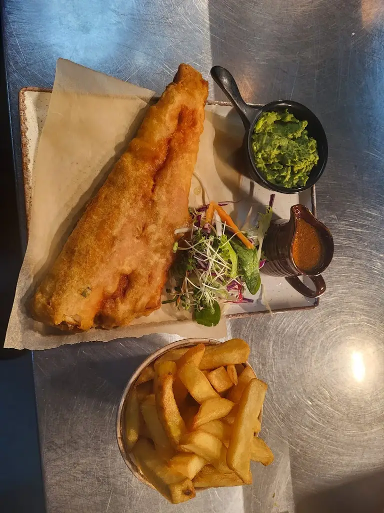 Menu_The Elephant and Peacock_Heage_image_9