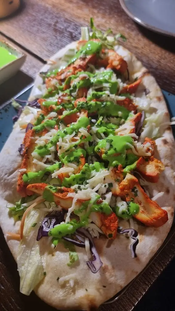 Tony Smith_The Elephant and Peacock_Heage_review