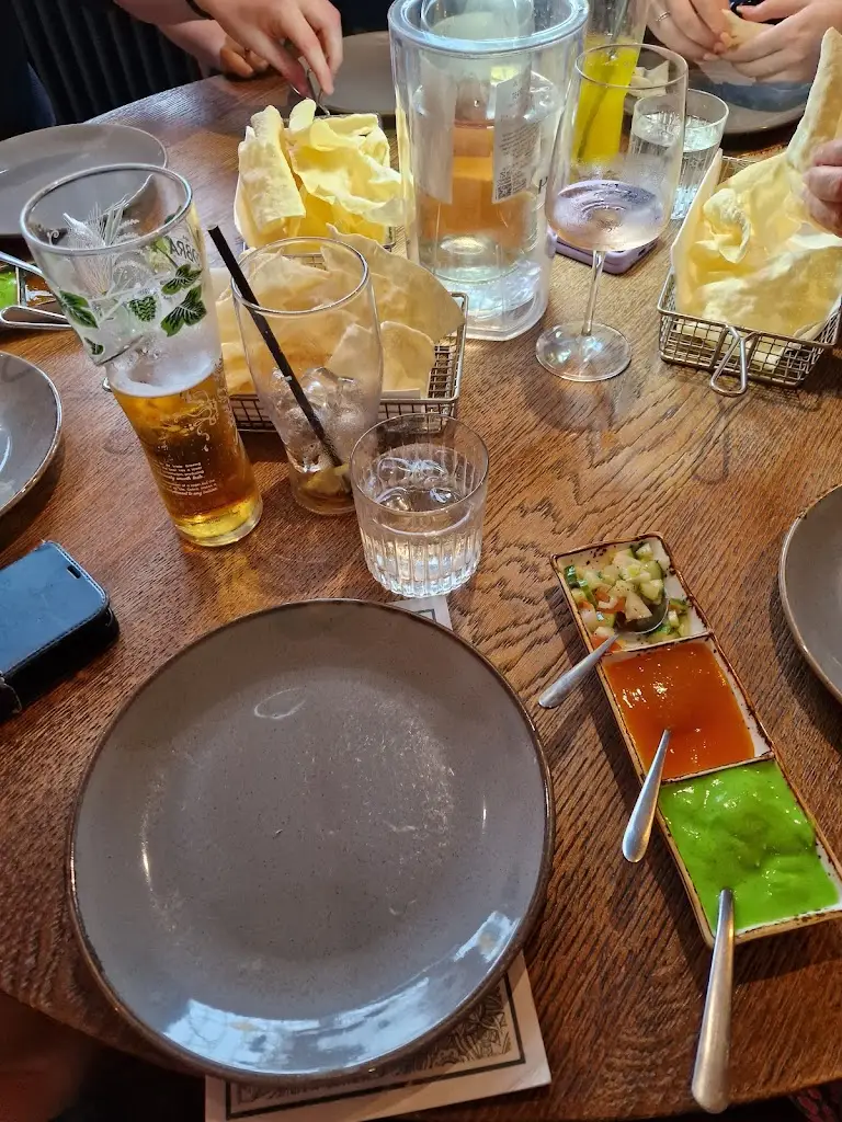 Gavin Perry_The Elephant and Peacock_Heage_review