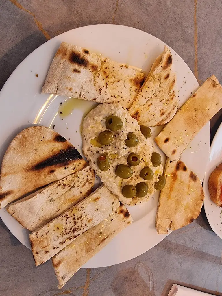 Menu_Emilia Coffee and Grill_Hayes_image_1