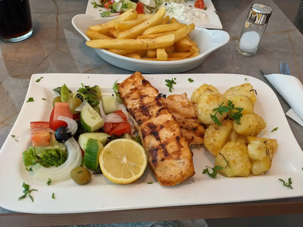 Menu_Emilia Coffee and Grill_Hayes_image_9