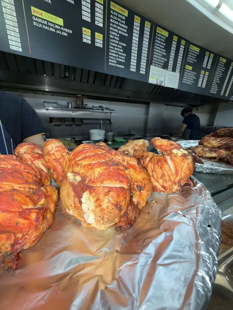 Malik Salman_Lahori Chaska_Hayes_review