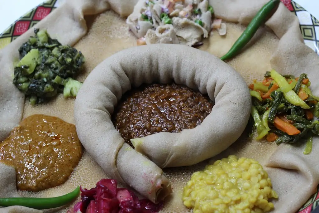 Yegna Restaurant_Hayes_slider_image_2