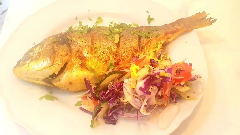 Salman Ambe_Missacas restaurant_Hayes_review