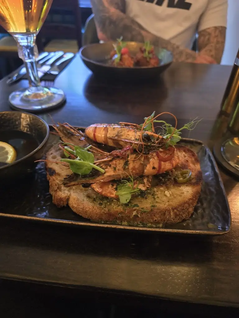 Jasmine Botschan_The Blind Pig_Aylsham_reseña