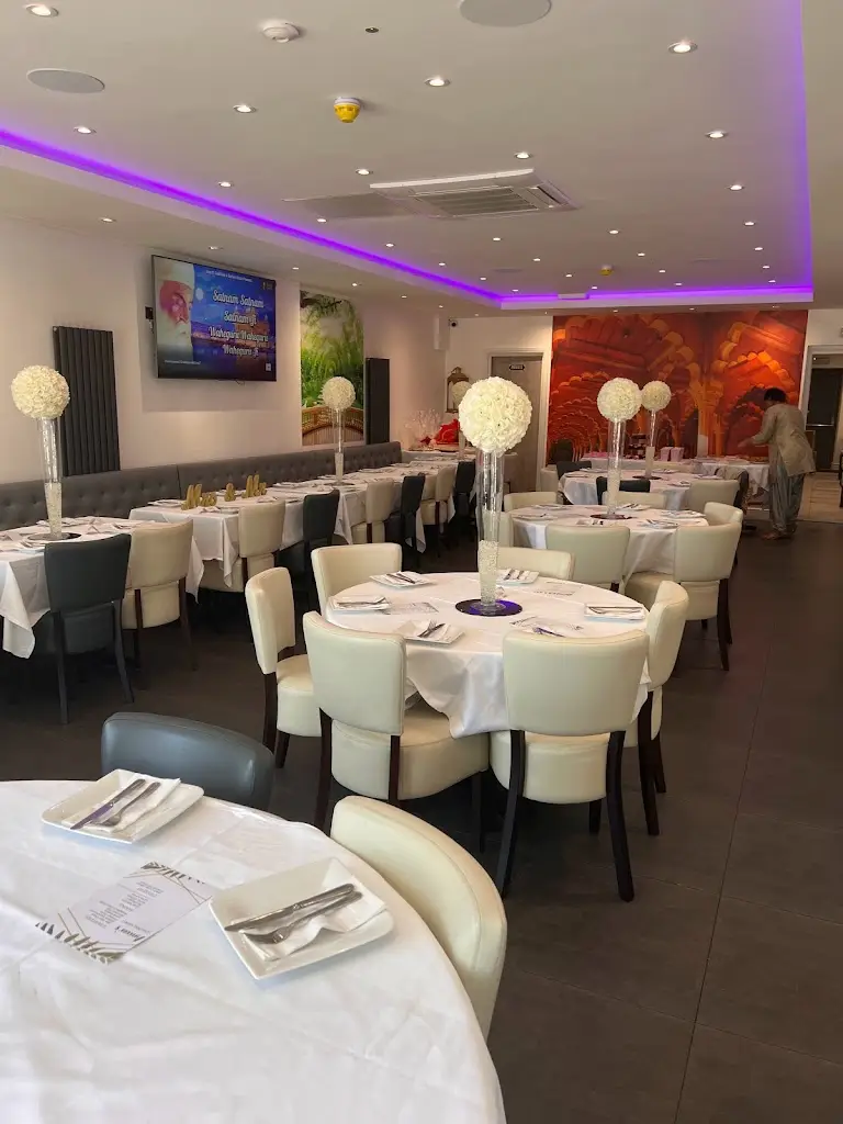 GT Road Restaurant Hayes_Hayes_slider_image_1