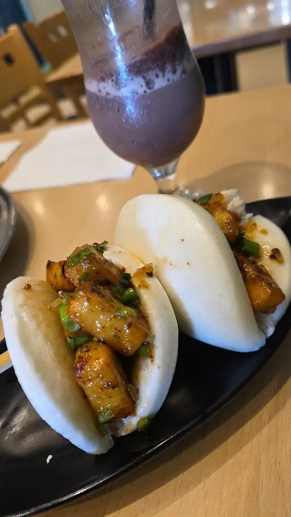 Snigdha Patel_Panjeeri_Hayes_recensione